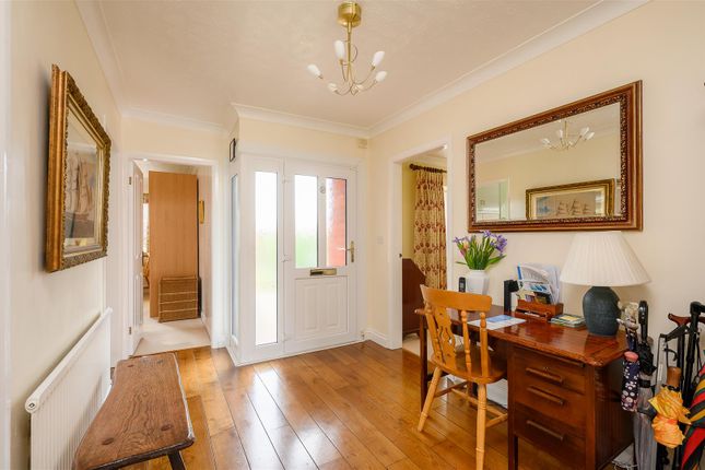 1, Greenside Close, York photo 4