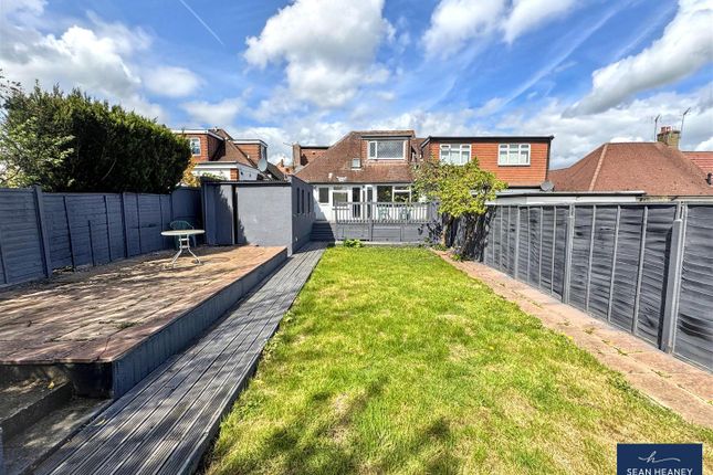 21, Milton Avenue, High Barnet photo 2