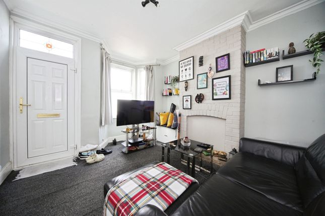 163, Dallow Road, Luton photo 5