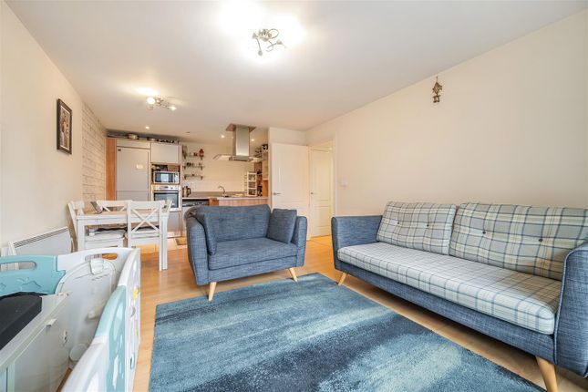 Flat for sale in Napier Road, Reading, Berkshire