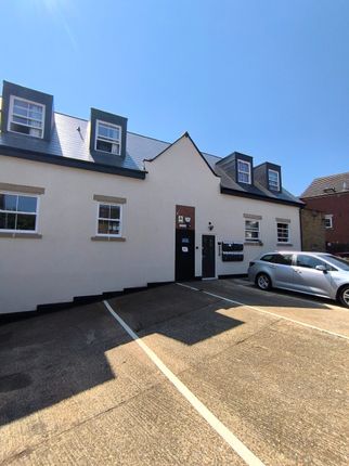 1-bed flat on Flat 7, 11 Warrens Close, Wellingborough, £875/mo
