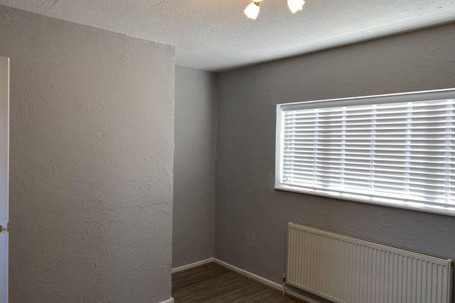 40, Lavender Rise, West Drayton photo 3