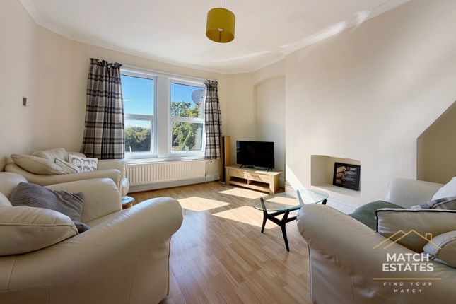 4,Flat 3, East Cliff Gardens, Folkestone photo 3