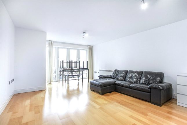 Thumbnail Flat to rent in St Davids Square, London, England