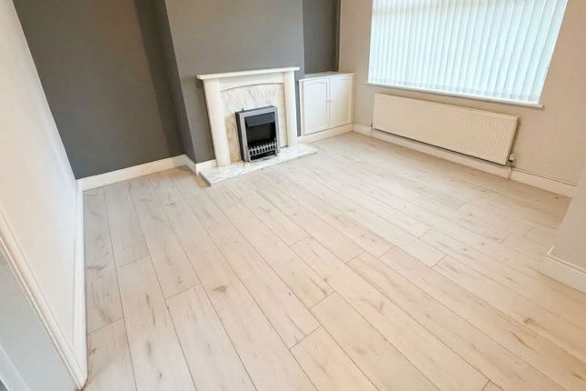 35 Oxford Street, Widnes photo 2