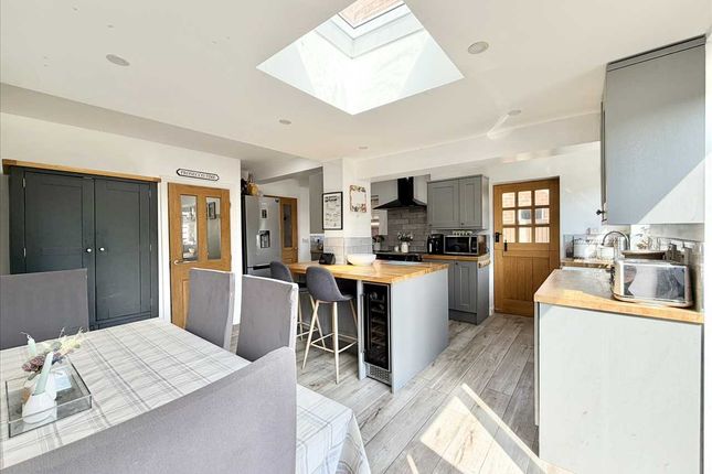 27, Ashworth Avenue, Nottingham photo 3