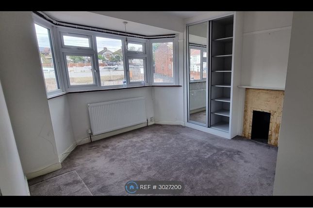 Tokyngton Avenue, Wembley photo 4