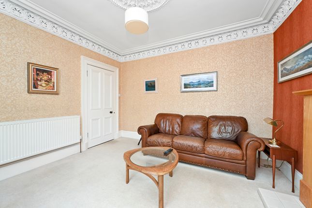 158, Main Street, Pathhead photo 4