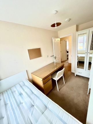 Property to rent in Elm Walk, Coventry