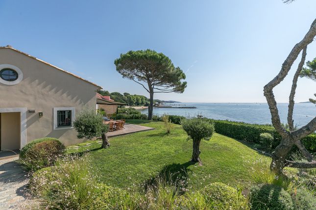 Thumbnail Villa for sale in Beauvallon Grimaud, St Raphaël, Ste Maxime Area, French Riviera