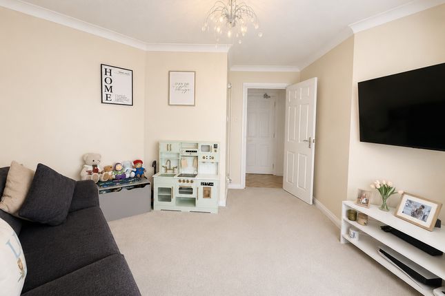 18, Tallow Gate, Chelmsford photo 5
