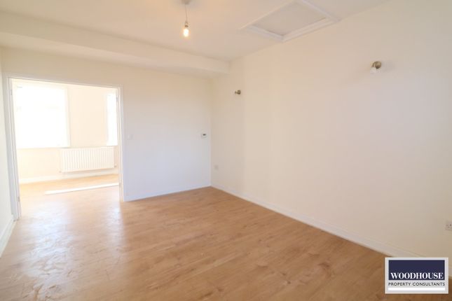 129c, Trinity Lane, Waltham Cross photo 4