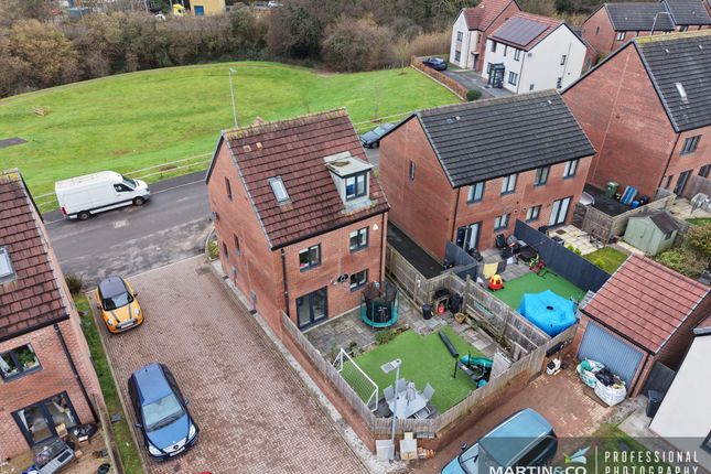 122, Mortimer Avenue, Old St Mellons, Cardiff photo 4