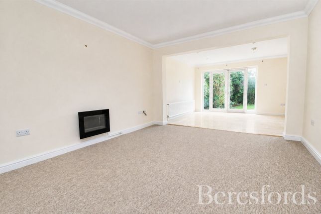 125, Chelmsford Road, Brentwood photo 3