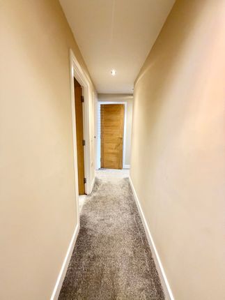 28B, Firs Lane, Leigh photo 5