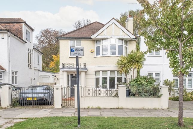 12-Staveley-Road-...