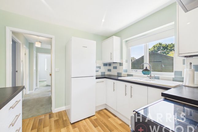33 Brinkley Crescent, Colchester, Essex photo 2