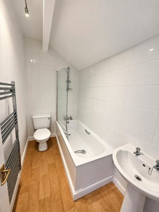 Flat 5, 80 Edgefield Road, Stoke-on-Trent photo 3