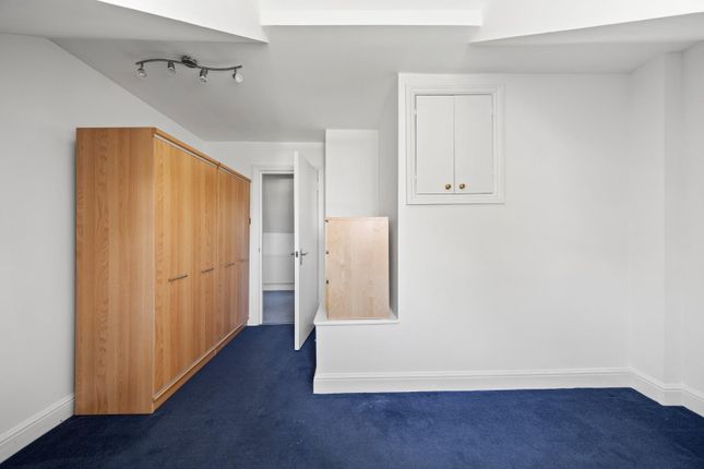 197D, Walm Lane, London photo 5