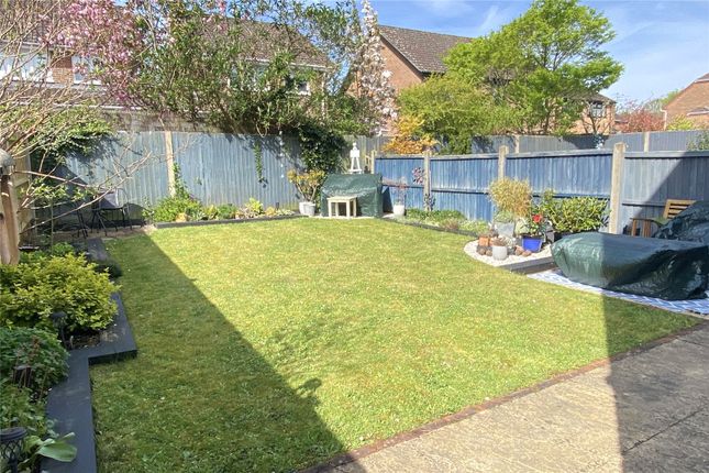 Semi-detached house for sale in Vetch Field, Hook, Hampshire