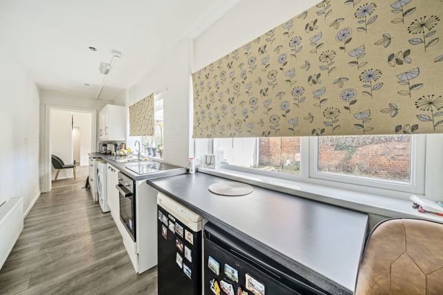End terrace house for sale in Sewells Walk, Lincoln, Lincoln