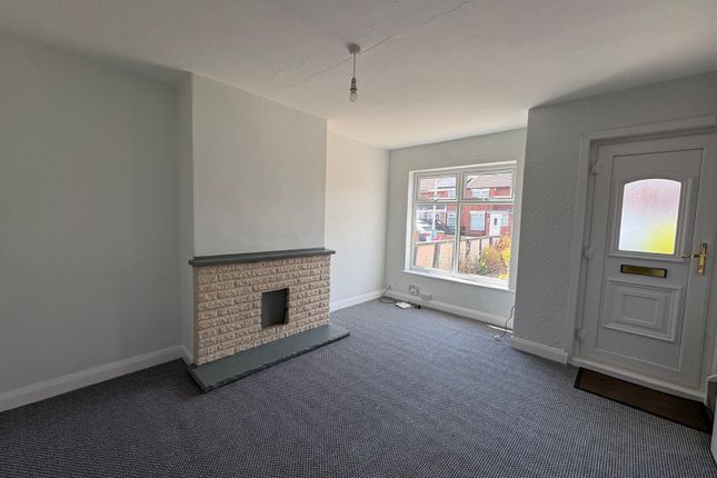 215, Moorhouse Road, East Yorkshire photo 2