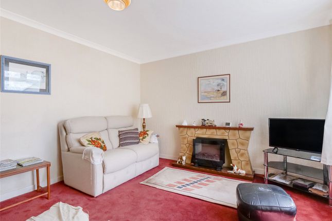 24, Woodstock Place, East Ayrshire photo 4