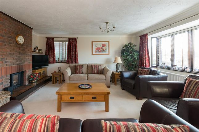 6, Dukeswood, Chestfield photo 4
