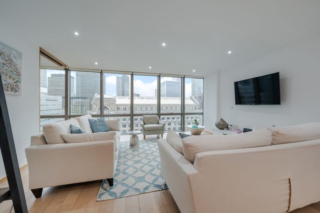 Thumbnail Flat for sale in West India Quay, 26 Hertsmere Road