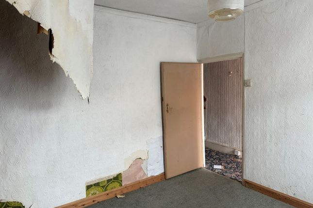 251, Birchgrove Road, Swansea photo 4