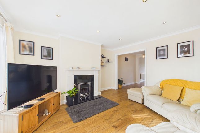 8 Eskdale Close, Cleator Moor photo 2