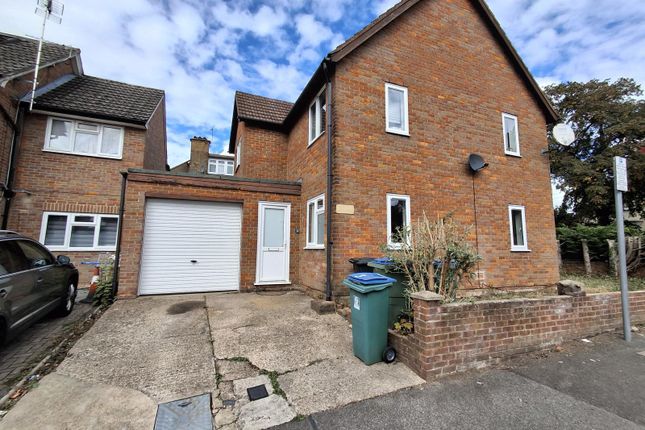 Two Bedroom Maisonette With Garage