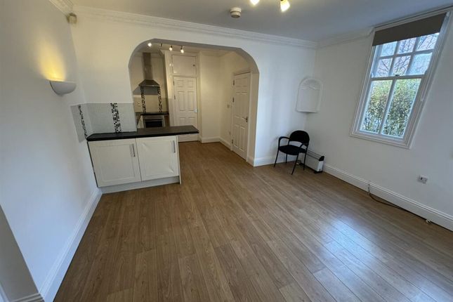Flat to rent in Tichborne Street, Leicester