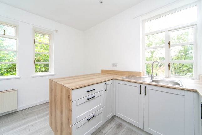 Flat 18, Liverpool photo 3