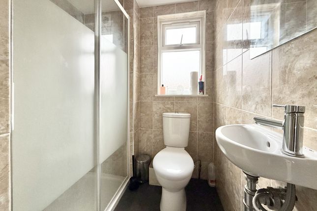 Room 4, 99, Edridge Road, Croydon photo 5