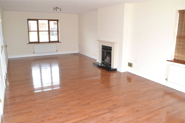 7, Parc Derw, Llanidloes photo 4
