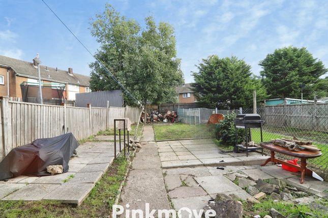 Playford Crescent, Newport photo 4