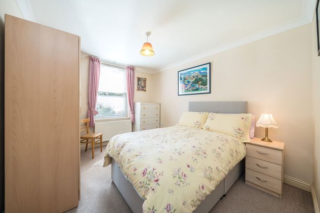 Flat 1, 1B, Bruce Road, Mitcham photo 5