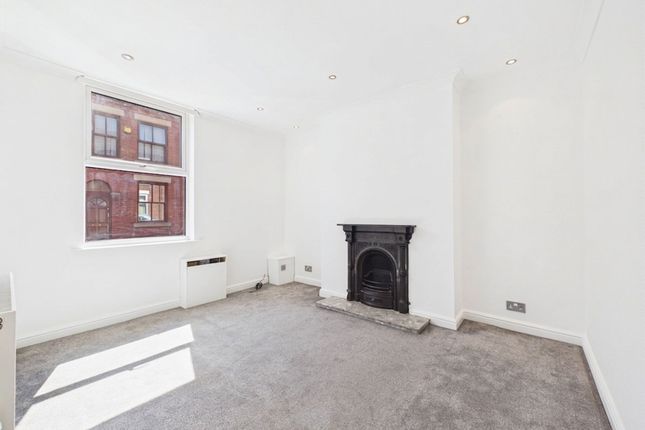 44 Bedford Square, Leigh photo 2
