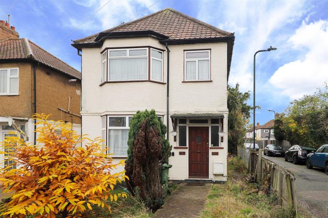 Thumbnail Detached house for sale in Reeves Avenue, London