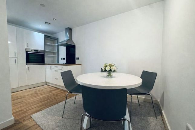 Apartment 205, 9 Michigan Point Tower A,, Michigan Avenue, Salford photo 4