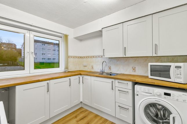 112, Ladyton, West Dunbartonshire photo 4