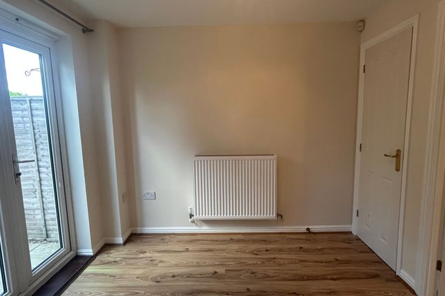 7, Brook Close, Eastleigh photo 5