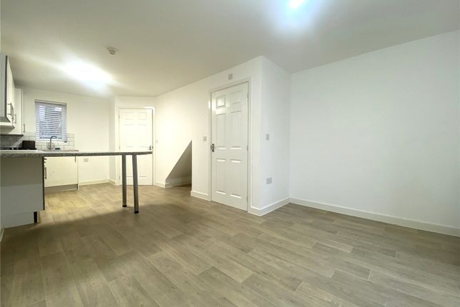14, Hamilton Drive, Somerset photo 4