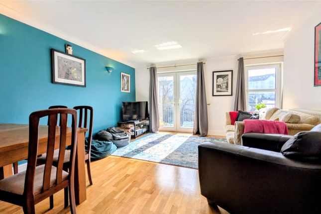 27, Kensington Gardens, Pembrokeshire photo 3