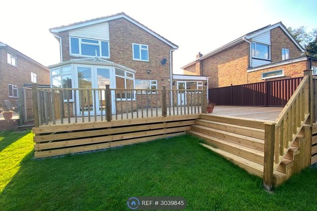Aldebury Road, Maidenhead photo 2
