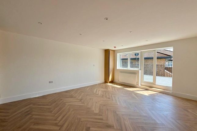 Flat 3, 419 London Road, Camberley photo 3