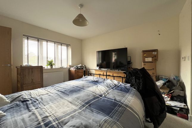 17, Centurion Drive, Worcester photo 4