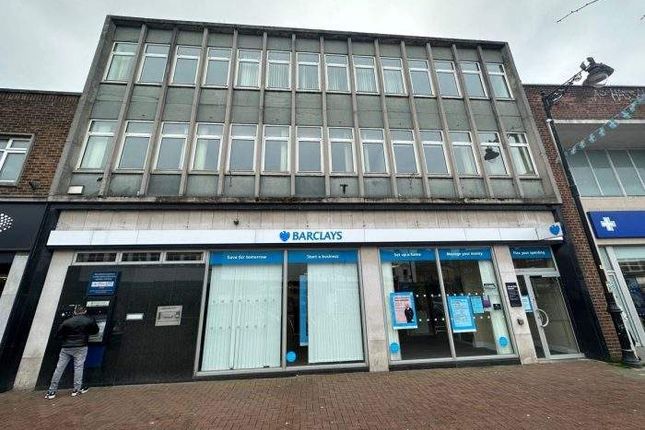 Retail premises to let in 10 Hall Place, Spalding, Spalding