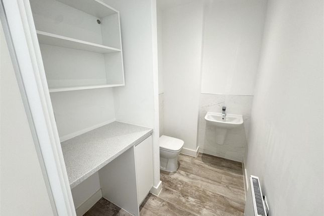 8, Griffin Drive, Ellesmere Port photo 3